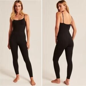 Abercrombie & Fitch Ponte Unitard Jumpsuit Black size XS chic 90s minimalist